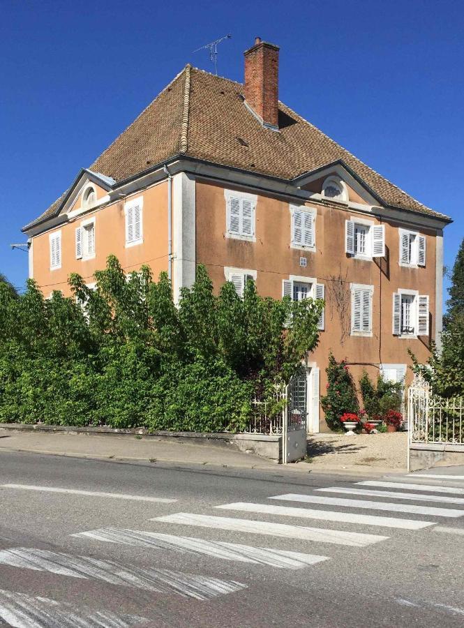 Studio En Ville Et Campagne Louhans Bagian luar foto